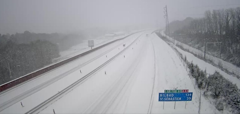 La neige paralyse le sud ouest de la France ce 28 février 2018